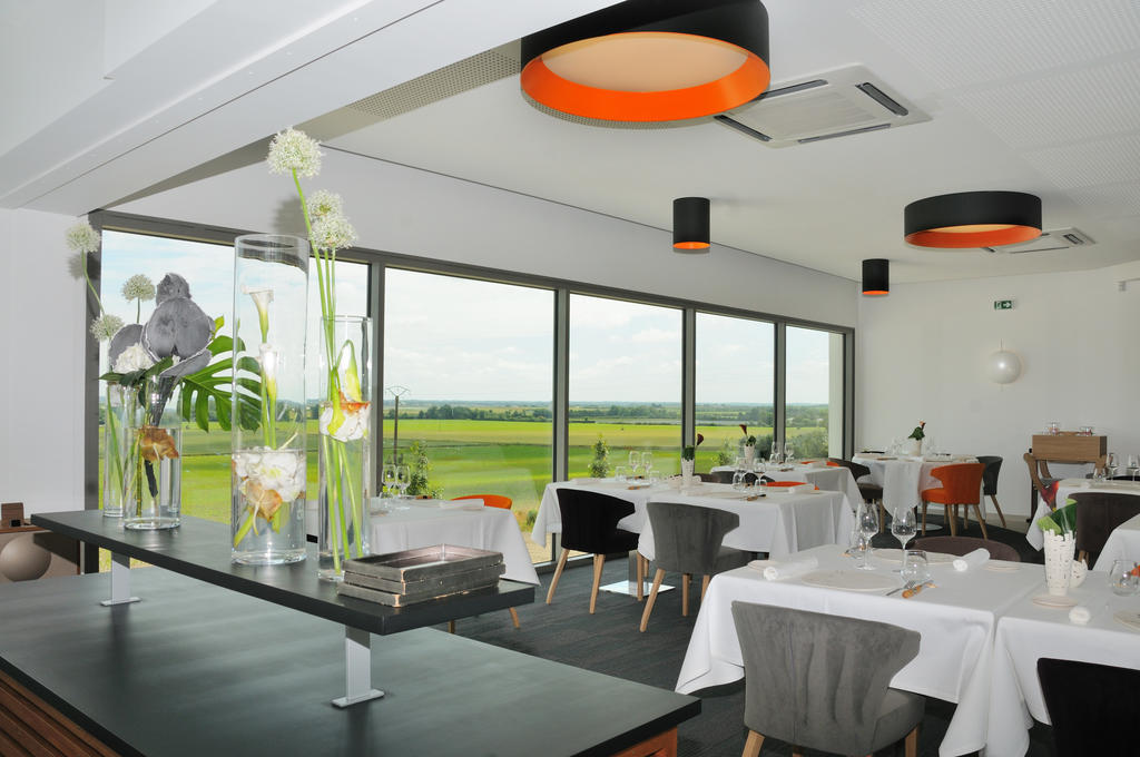 Hotel-Restaurant L'Aquarelle Breuillet  Esterno foto
