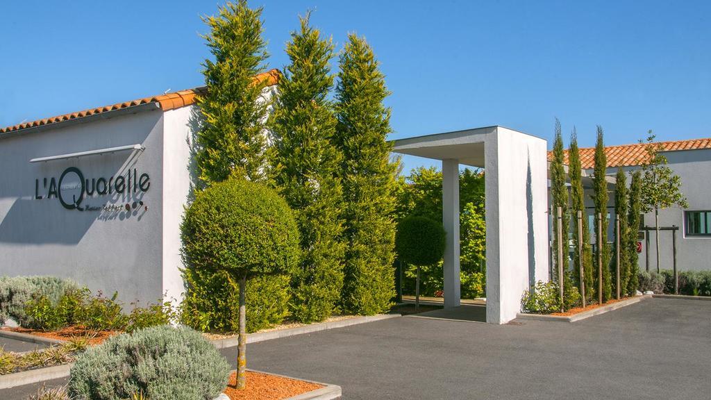 Hotel-Restaurant L'Aquarelle Breuillet  Esterno foto